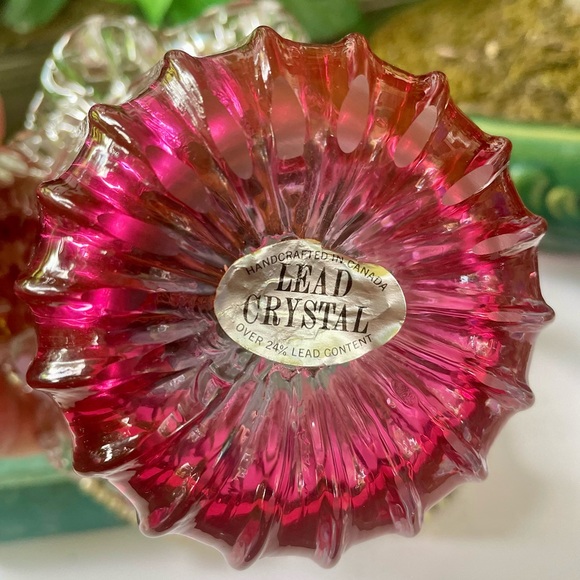 Mid-Century Modern Hand Blown Lead Crystal Cranberry Basket - Picture 10 of 11